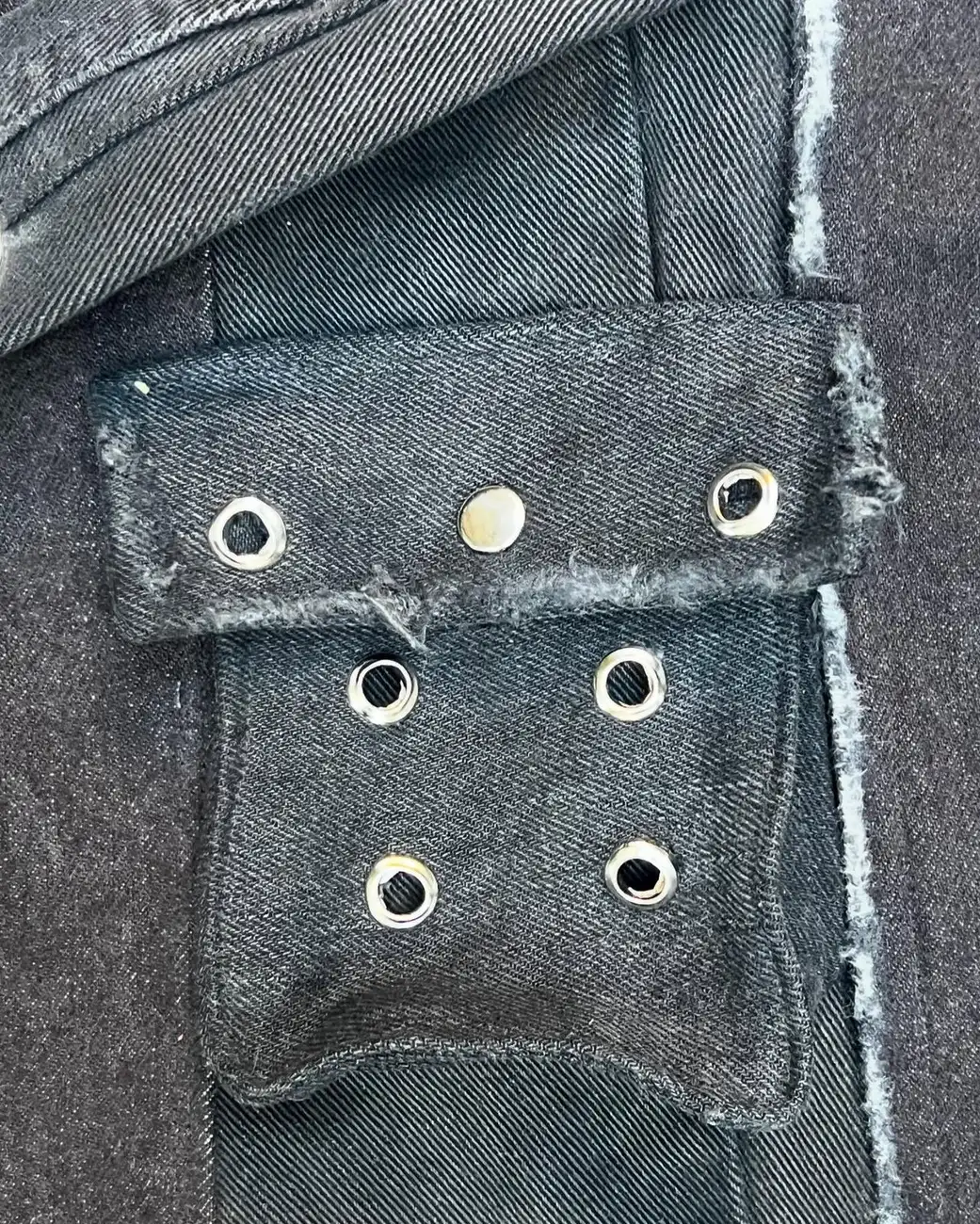 LOOK 06