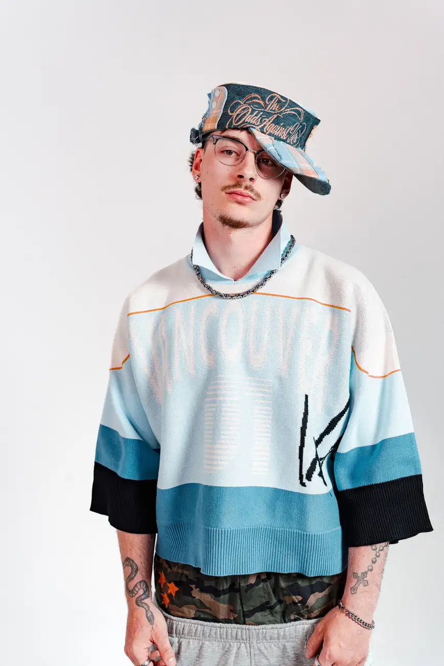 LOOK 63