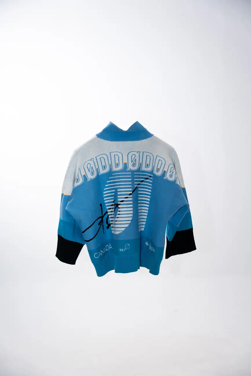 Studio product photo 32