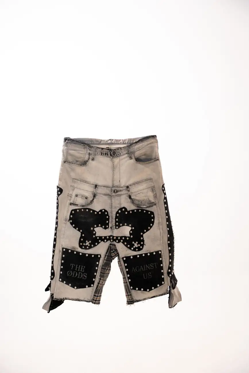 Studio product photo 12